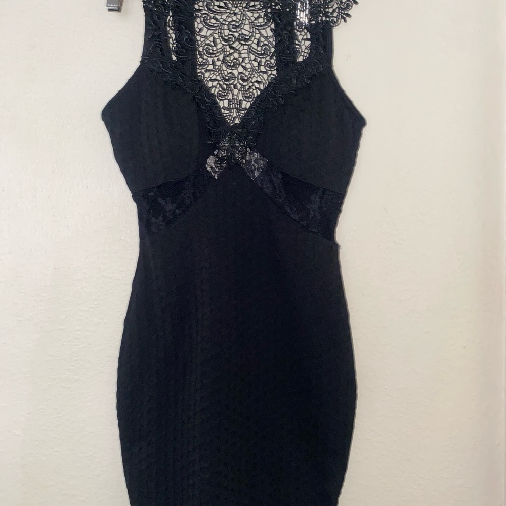 Monaco Black Lace Backless Dress